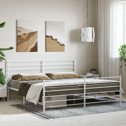 Sengeramme i metal med gavl og fodgærde 200 × 200 cm - hvid