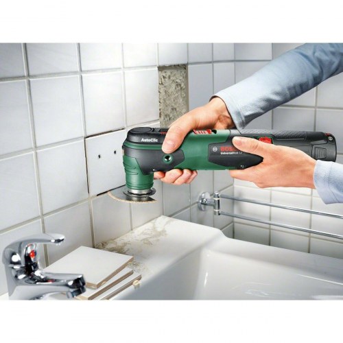Multiværktøj 12 V BOSCH Universal - inkl. tilbehør og LED