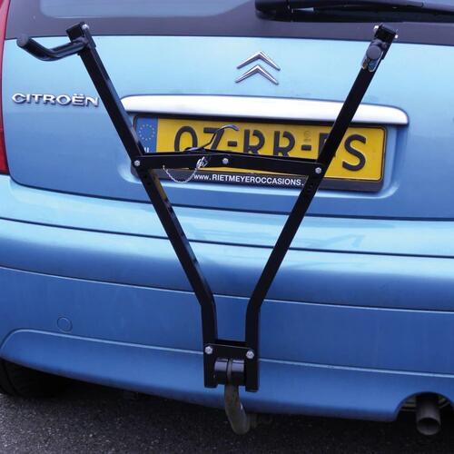 Carpoint trækmonteret cykelholder med nummerpladeholder 30 kg