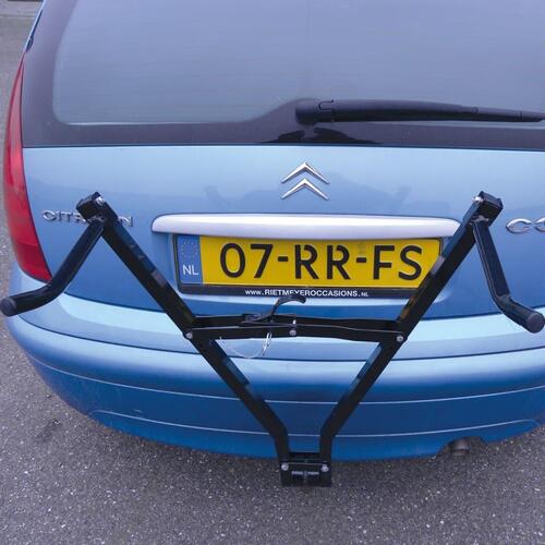 Carpoint trækmonteret cykelholder med nummerpladeholder 30 kg