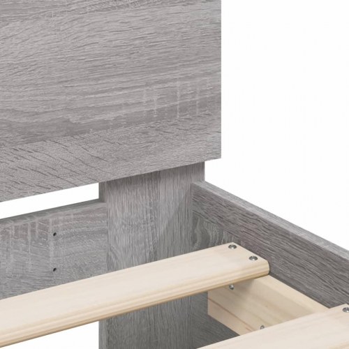 Sengeramme med gavl og LED-lys 200×200 cm - grå sonoma-eg