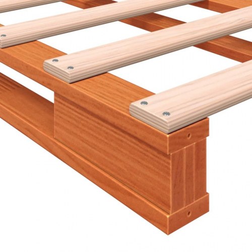 Palleseng 180x200 cm massivt fyrretræ gyldenbrun