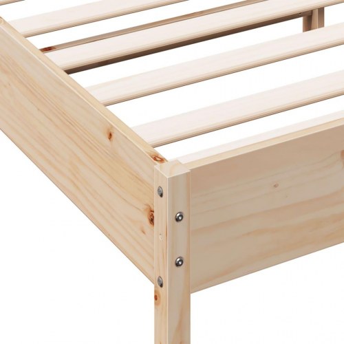 Sengeramme i massivt fyrretræ 135 x 190 cm - naturfarvet