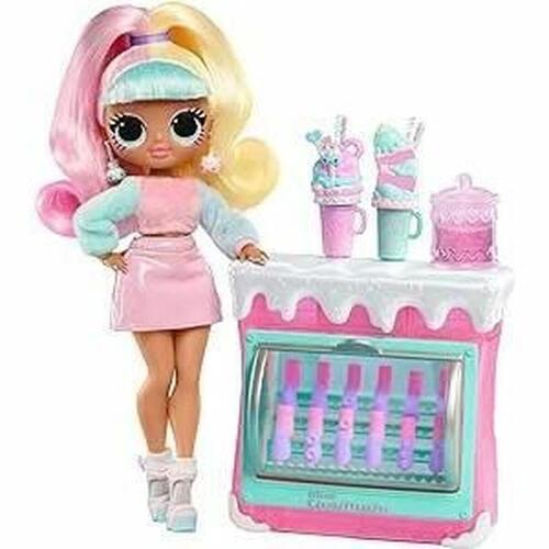 MGA L.O.L. Surprise OMG Sweet Nails dukke med Candylicious butik