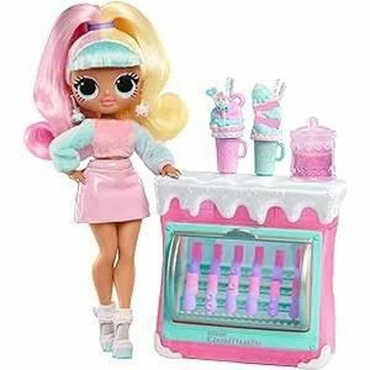MGA L.O.L. Surprise OMG Sweet Nails dukke med Candylicious butik