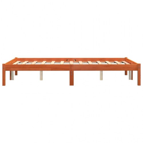 Sengeramme 135x190 cm i massivt fyrretræ - gyldenbrun