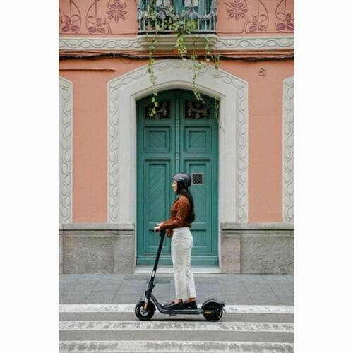 Elscooter Segway Ninebot KickScooter F2E Sort 400 W