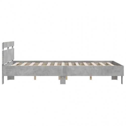 Sengeramme med sengegavl og LED-lys 140 x 190 cm betongrå