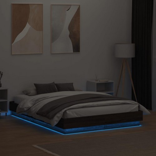 Sengeramme med LED-lys 135x190 cm brun egetræsfarve