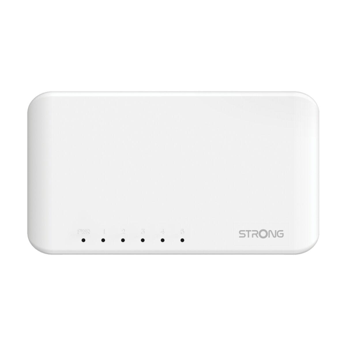 Netværksswitch STRONG SW5000P - 5 porte, hvid