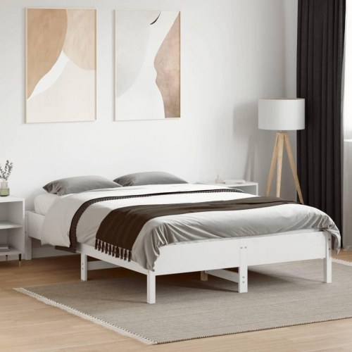Sengeramme 140 x 190 cm i massivt fyrretræ - hvid