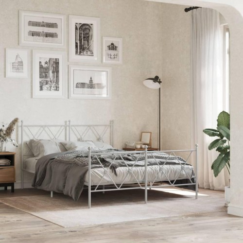 Sengeramme med sengegavl og fodgærde 140 x 190 cm - hvid