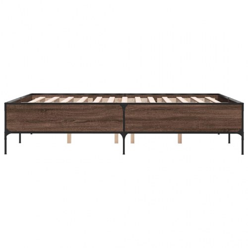 Sengestel 135 x 190 cm i konstrueret træ og metal - brun egetræsfarve