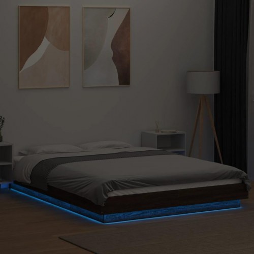 Sengeramme med LED-lys 140x190 cm konstrueret træ brunt eg