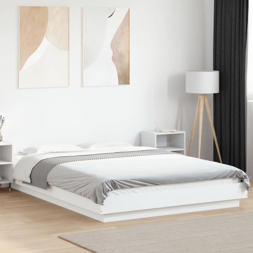 Sengeramme med LED-lys 140 x 190 cm - hvid
