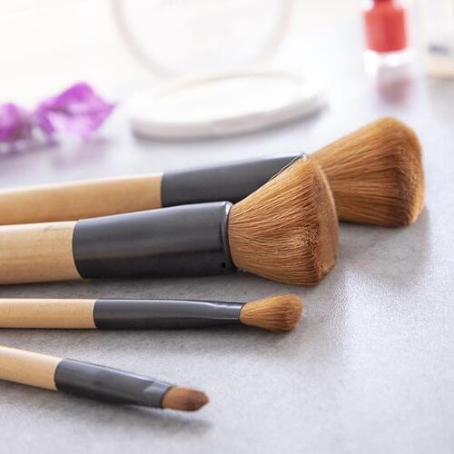Sæt med makeup børster i træ med bæretaske Miset 5 enheder