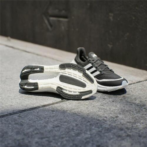 Sportssneakers til damer Adidas Ultra Boost Light Hvid Sort 38