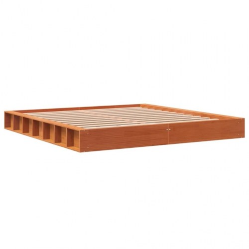 Sengeramme 200 x 200 cm i massivt fyrretræ - gyldenbrun