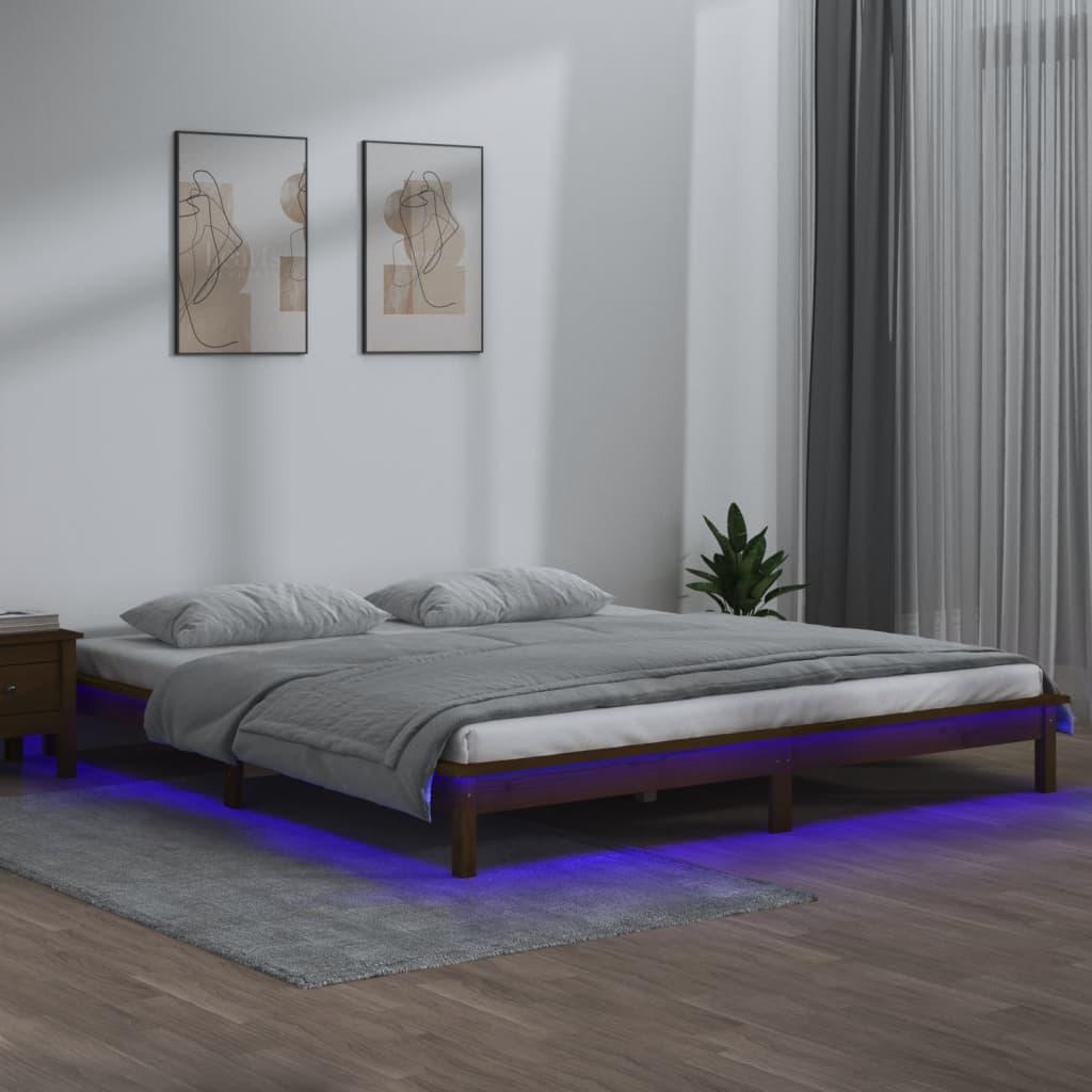 Sengeramme med LED-lys 200x200 cm massivt træ gyldenbrun billede