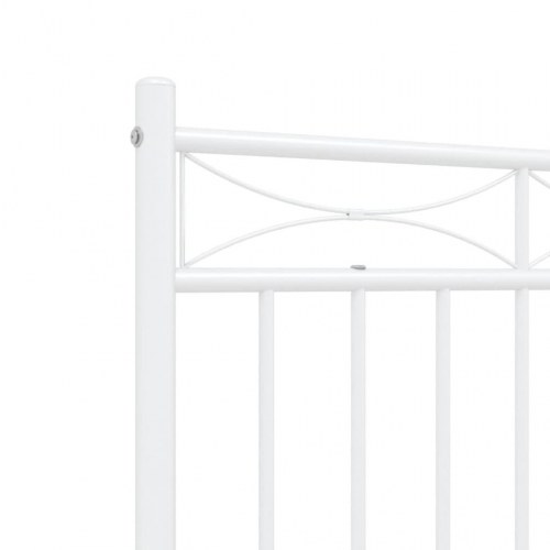 Sengeramme med sengegavl 140×200 cm - metal, hvid