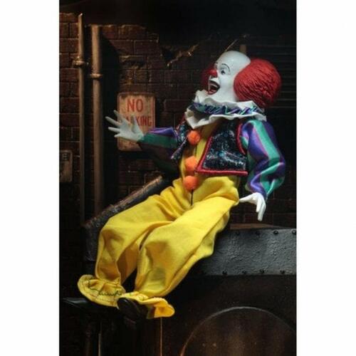 Action Figurer Neca IT Pennywise Clothed 1990 Moderne