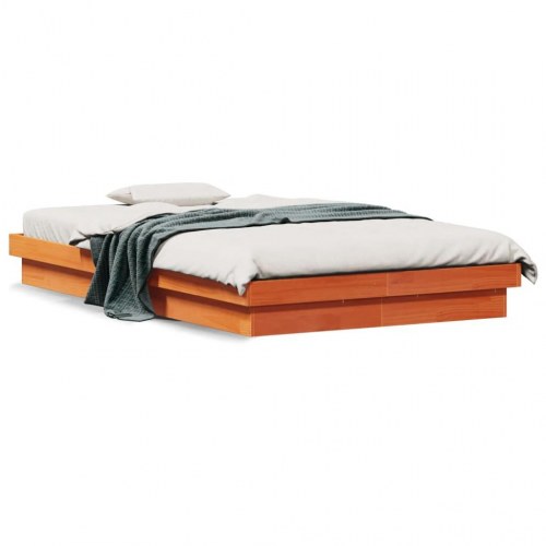 Sengeramme med LED-lys 135×190 cm - massivt fyrretræ, brun