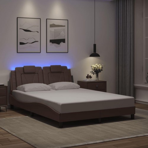 Sengeramme Viana med LED uden madras 140x200 cm brun