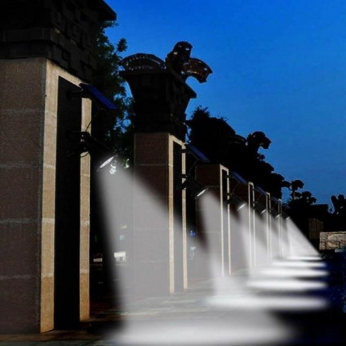 Lumisky solcellelamper - sort spotlys, 2 stk. (19 × 11 × 16 cm)