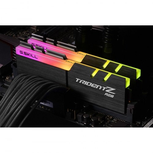 GSKILL Trident Z RGB 16 GB (2x8) DDR4 3600 MHz CL18 RAM