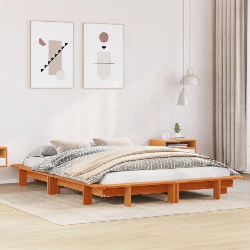 Sengeramme i massivt fyrretræ 140x190 cm - gyldenbrun