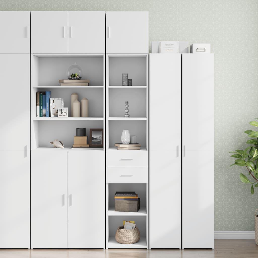 Smalt skab 40×42,5×225 cm i hvidt konstrueret træ