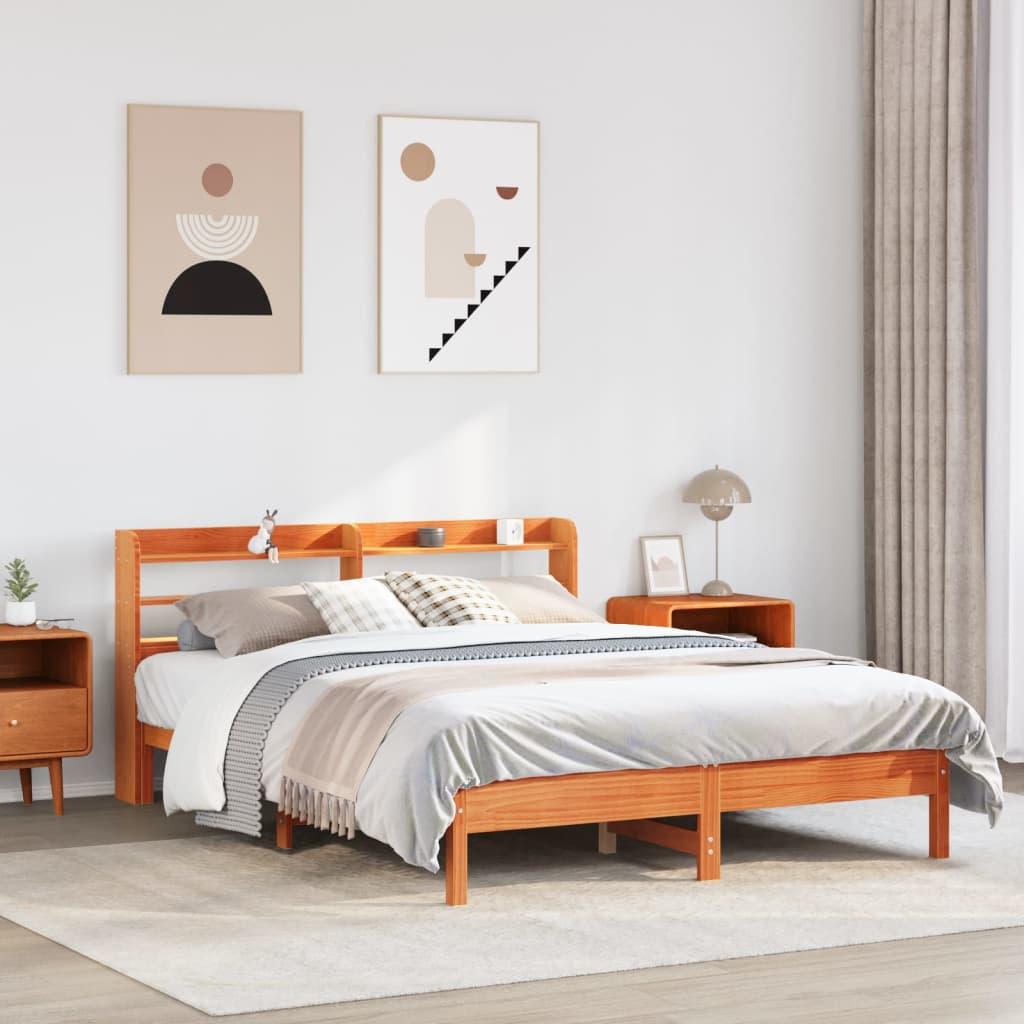 Sengeramme 150x200 cm i massivt fyrretræ - gyldenbrun med hovedgærde og hylder