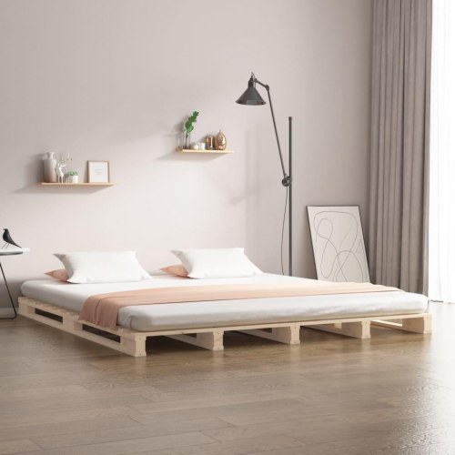 Palleseng 200 x 200 cm i massivt fyrretræ - sengeramme i træ