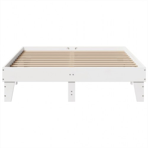 Sengeramme i massivt fyrretræ 140 x 190 cm - hvid