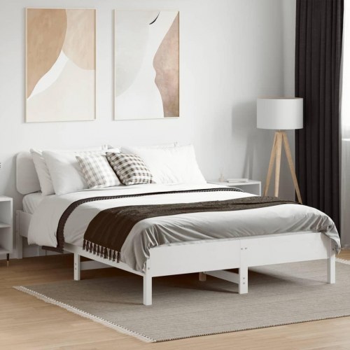 Sengeramme i massivt fyrretræ 150 x 200 cm - hvid