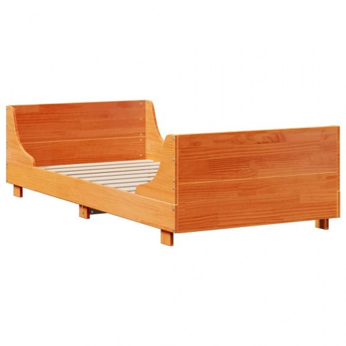 Seng med reol uden madras 90x200 cm massivt træ gyldenbrun