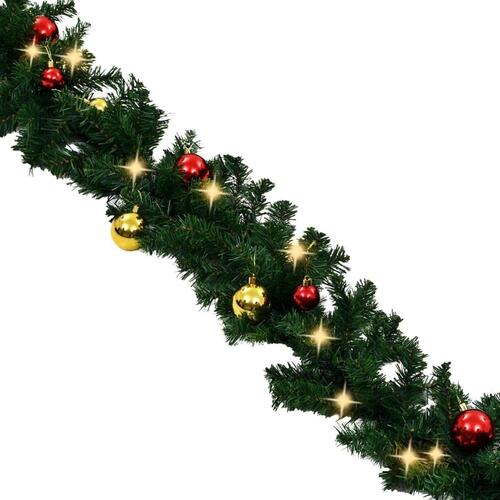 Juleguirlande dekoreret med kugler og LED-lys 5 m
