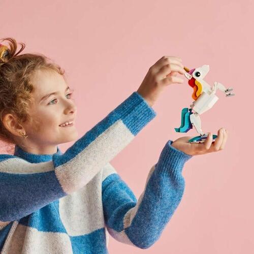 Playset Lego Creator 3-in-1 31140 The magic unicorn