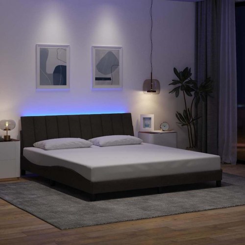 Sengeramme Hanko 180 x 200 cm med LED - mørkebrun