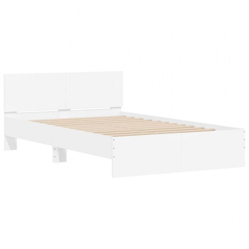 Sengeramme med sengegavl og LED-lys 140 x 190 cm