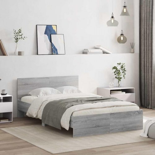 Sengeramme med sengegavl og LED-lys 135 x 190 cm - grå sonoma-eg