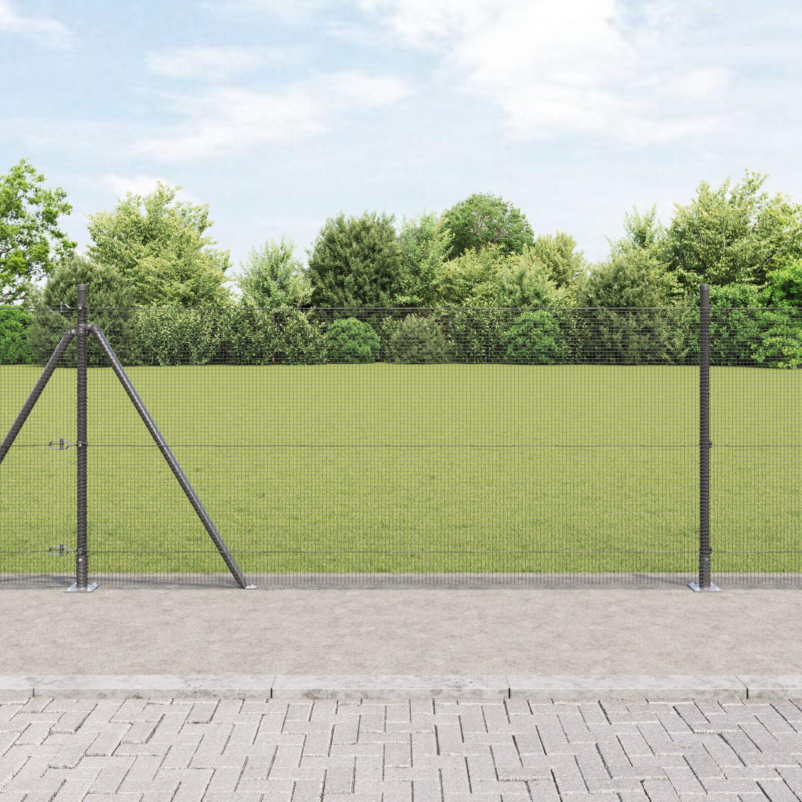 Svejset trådhegn med betonsokkel 10 x 0,8 m - grå meshhegn i PVC-belagt stål
