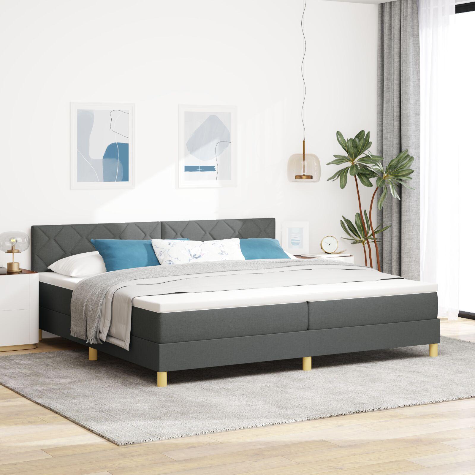 Kontinentalseng med sengegavl og topmadras 200 x 200 cm - mørkegrå stof