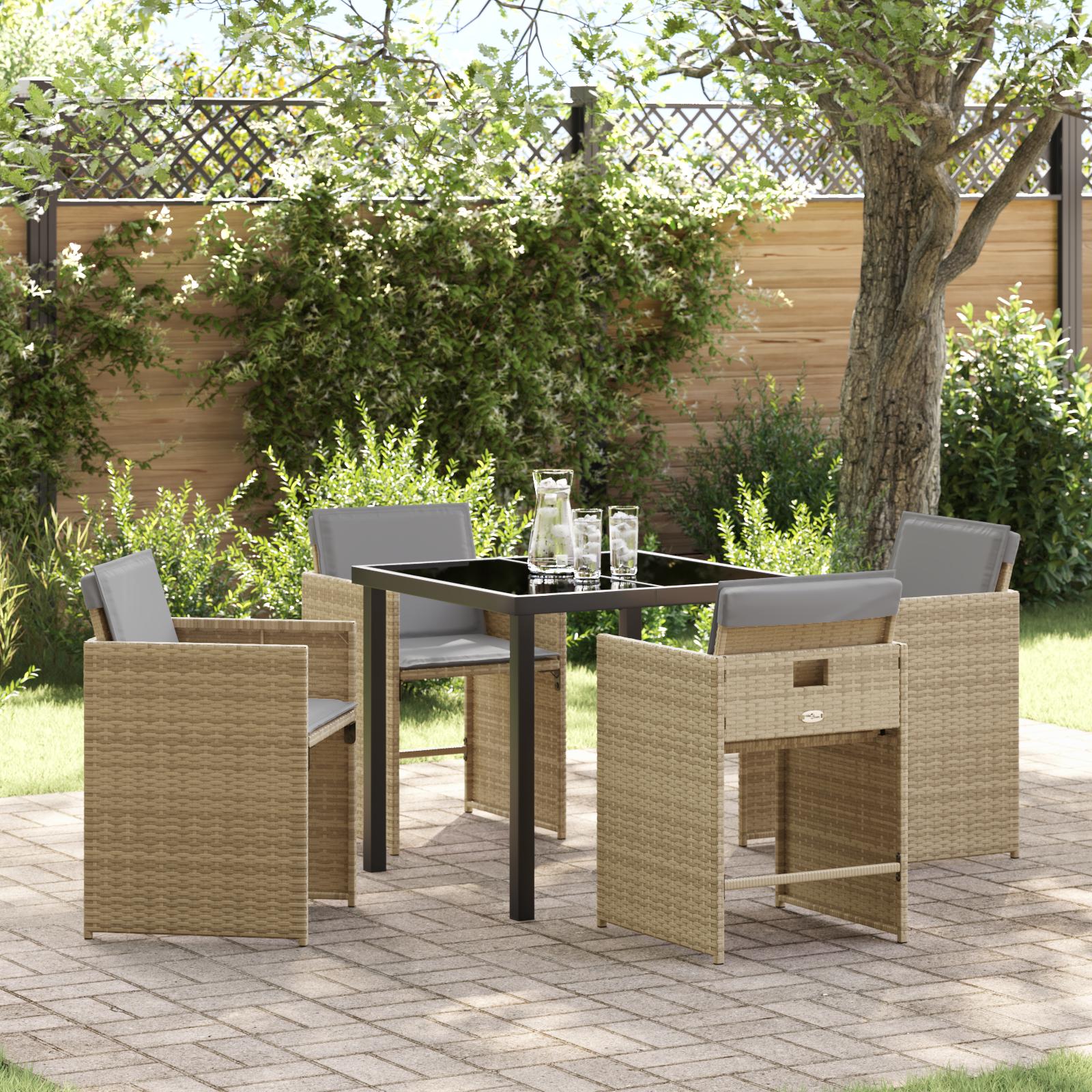 Have spisebordssæt i beige polyrattan - 5 dele, 4 stole + bord