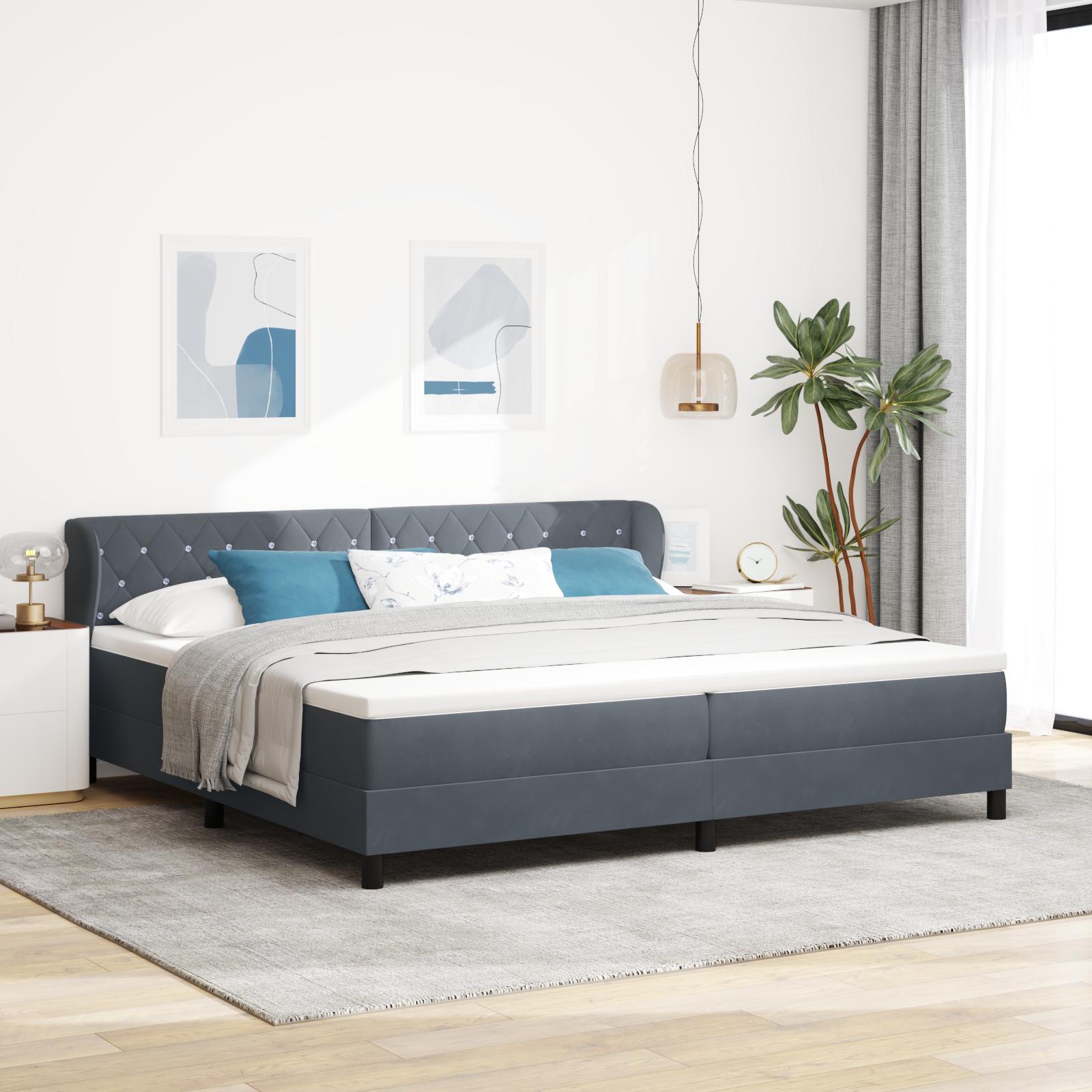 Kontinentalseng med madras 200 x 200 cm i mørkegrå fløjl