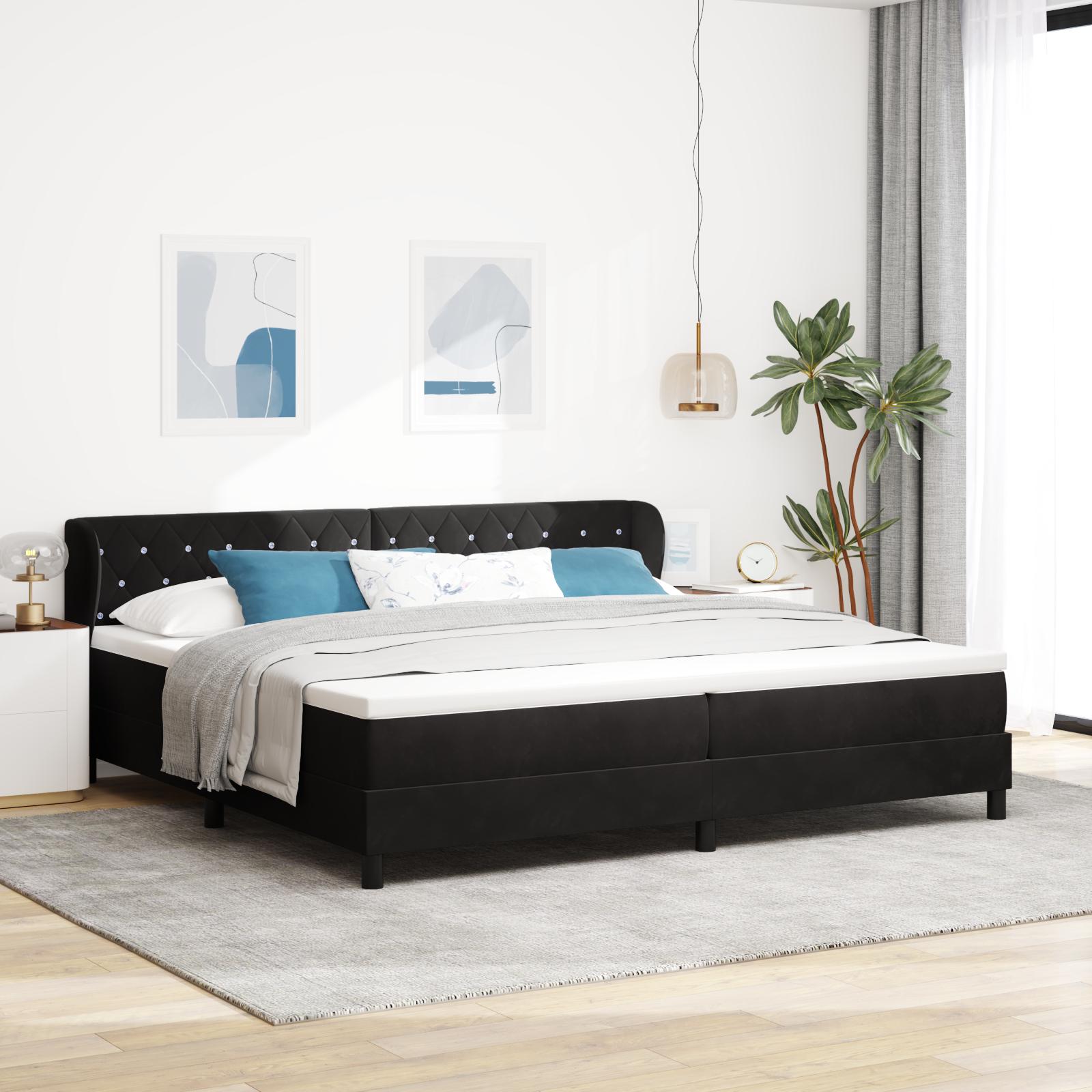 Kontinentalseng med madras 200 x 200 cm i sort fløjl