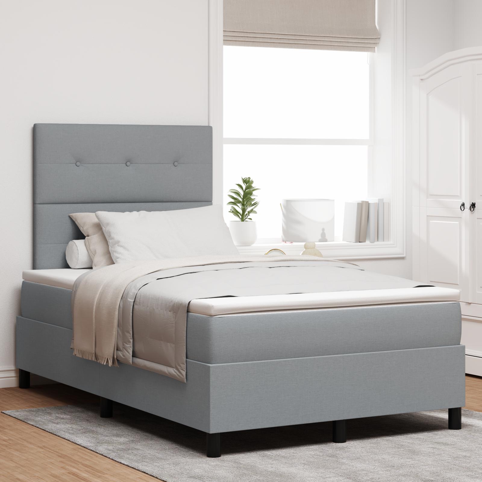 Box spring seng med LED-lysstrimler Lysegrå 120 x 200 cm Stof