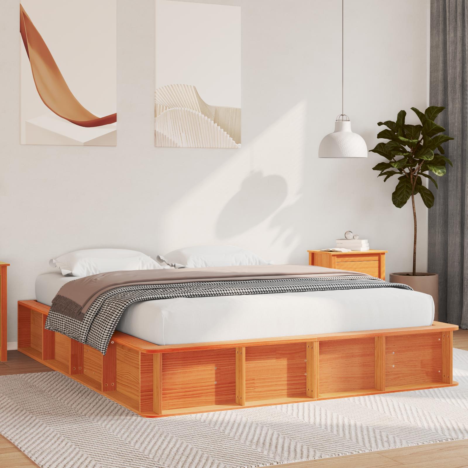 Sengestel i massiv fyr - voks brun 160 x 200 cm platform